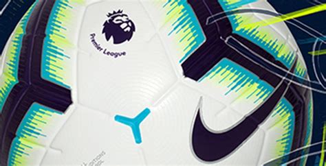 The contrast on the ball reflects some of the most essential moves in football. Just 4 Panels: Nike Merlin Premier League 18-19 Ball ...