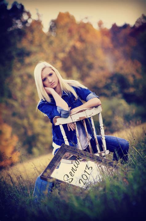 Pin By Joni Beatenbough On Photography Creative Senior Pictures