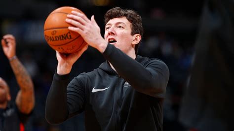 Playing time or not, Omer Asik happy to be back with Bulls ...