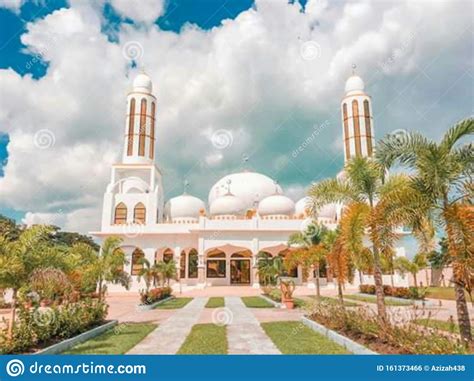 White Mosque In The Philippines Stock Photo Image Of Mosque