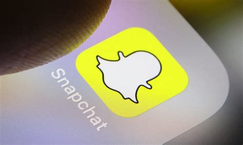 How Does Snapchat Protect Users From Phishing Scams Daily Mail Online