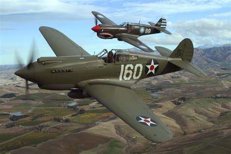 Lewis Air Legends Curtiss P 40c Tomahawk Eaa Warbirds Qr Code Website