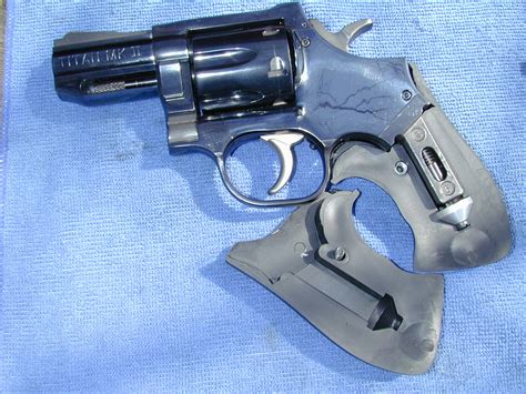 The 38 Special Dan Wesson Model 11 Of The Nypd Revolvers Forum Dan