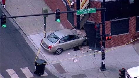 Car Crashes Into Building At 74th Halsted In Gresham Abc7 Chicago