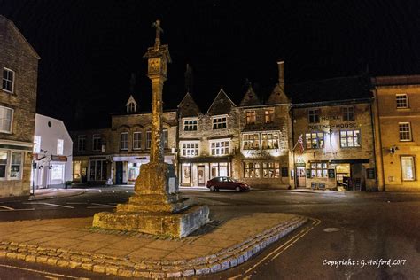 Stow on the Wold by Night | The market square on a clear aut… | Flickr