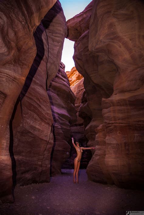 Masked Beautiful Nude Woman In The Red Canyon Free Full Hd Photo