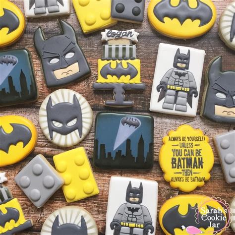 Pin By Pam Schwigen On Cookie Decorating Super Heros Lego Batman