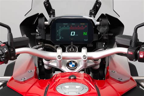 Bmws New Tft Dash Explained Mcn