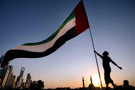 It consists of three horizontal stripes in green, white, and. Agenda for UAE Flag Day 2016 - 'Raise it High… Raise it Proud'