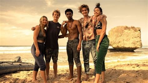 Outer Banks Season 2 Cast Ages Partners Are They Dating Upcoming