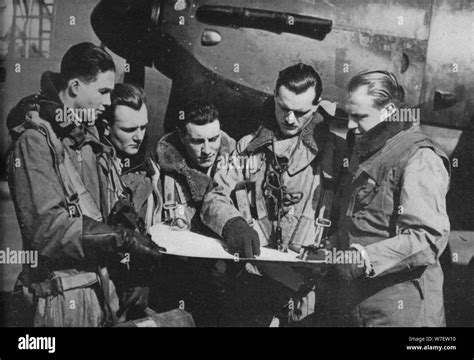 Raf Ww2 Aircraft Black And White Stock Photos And Images Alamy