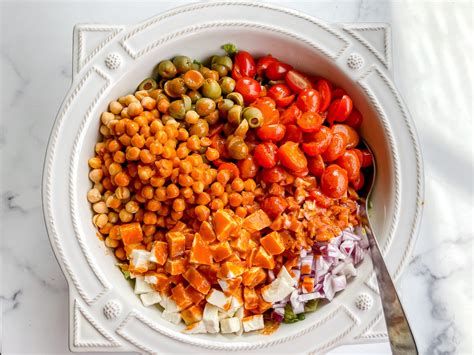 Mediterranean Chopped Salad With Roasted Red Pepper Dressing