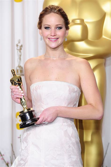 Jennifer Lawrence Wins Best Actress 2013 Oscars Jennifer Lawrence