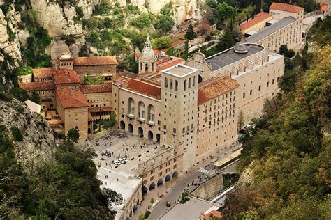Hier können sie das vcp system in verschiedenen varianten ausleihen. UTAZGATOK: Spanyolország: Montserrat
