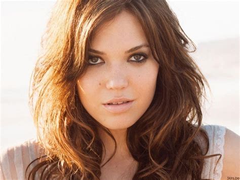 Mandy Moore Warm Spring Acc To Cardiganempire Stunning Women