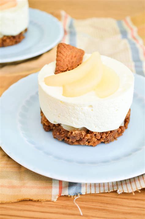 Recette de Mini cheesecake sans cuisson aux poires et Spéculoos