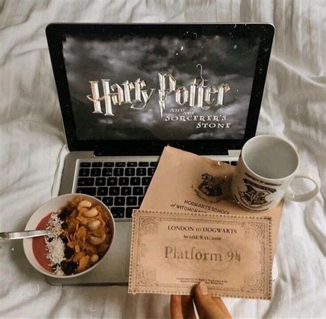 Surprisingly, the harry potter movies are not available on netflix and haven't ever been in many parts of the world. #harry #potter #movies #series #cozyyy https://weheartit ...