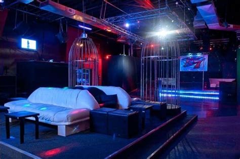 St Louis Sex Party Club To Give Up Liquor License
