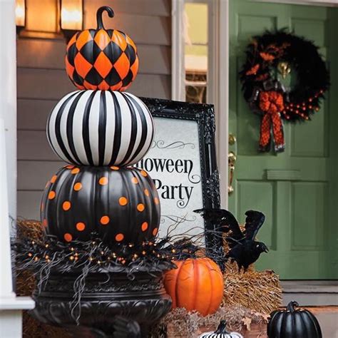 65 Unique Halloween Door Decorations To Spook Neighbors Out Halloween
