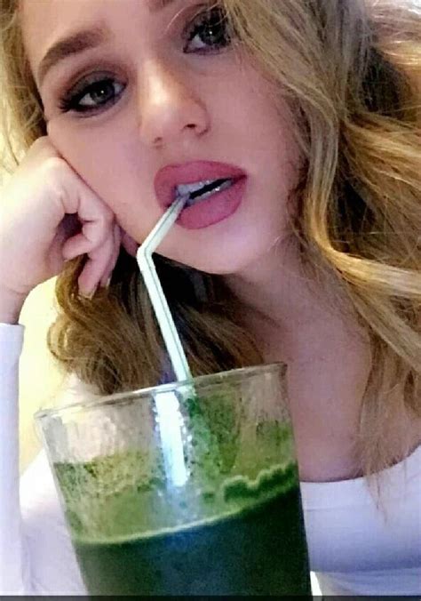 Pin By R Erdave On Brec Bassinger American Actress Actresses Crushes