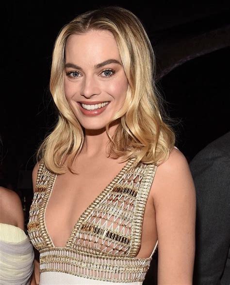Pin By Keith Sommerville On Margot Robbie Tank Top Fashion Fashion