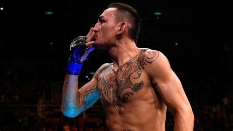 Ufc 212 Results Max Holloway Wins Featherweight Belt With Tko Of Jose
