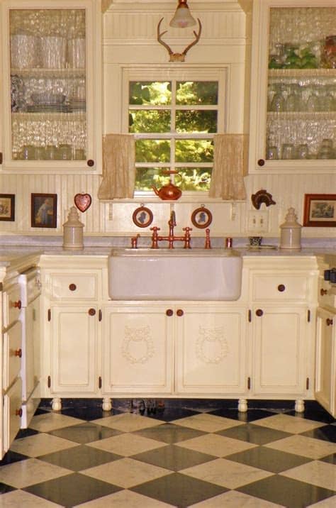 Small Farmhouse Kitchen Design Decor for Classic Interior ...