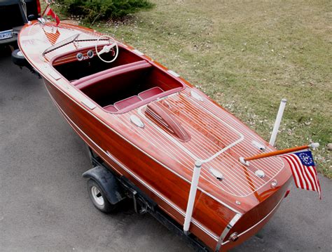 Chris Craft Deluxe Runabout Classic Wooden Boat Free Nude