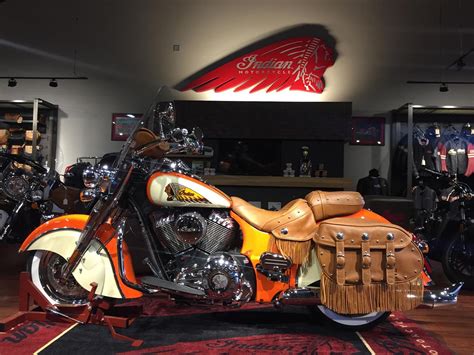 1921 marked the debut of the indian motorcycle chief. Indian Chief Vintage Classic | Indian motorcycle, Indian ...