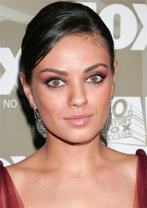 Celebrities With Unusual Eyes Hazel Eyes Mila Kunis Mila Kunis Eyes