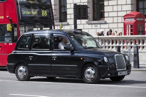 Black Cabbies Hit Out At Sadiq Khan Over Lack Of Help For London Taxi Trade London Evening