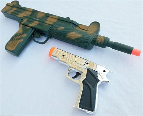 Toy Guns Military Uzi Machine Gun Dart And Silver 9mm Pistol Cap Gun Toy
