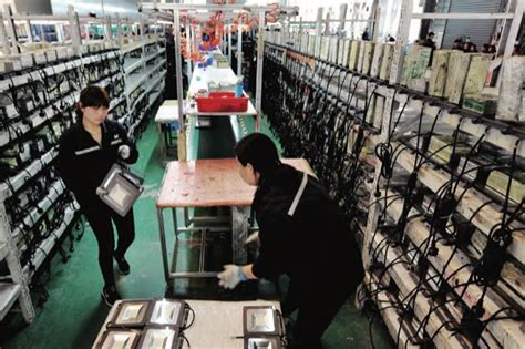 Macau Daily Times 澳門每日時報 Trade War Chinese Companies Brace For