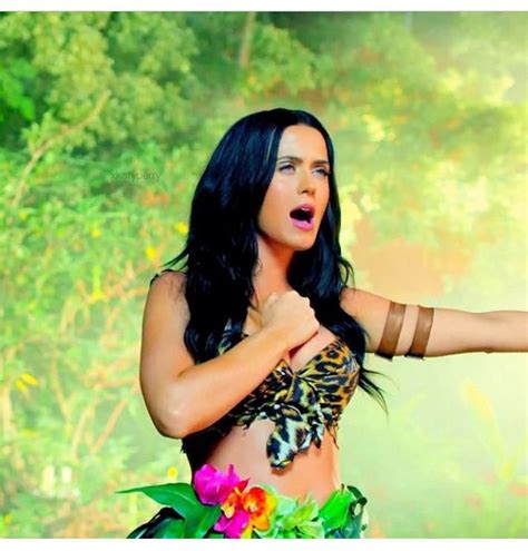 Katy Perry In Her Roar Music Video Katy Perry Pop Star Katy