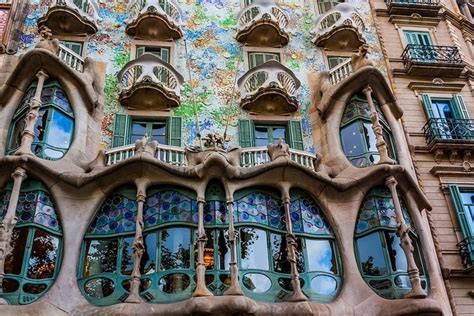 Antoni Gaudi Gaudi Art Nouveau