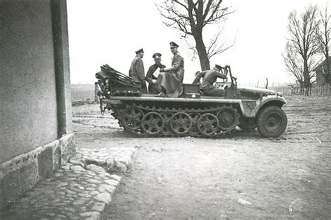 German Demag D 7 Sd Kfz 10 One Ton Halftrack German Demag Flickr