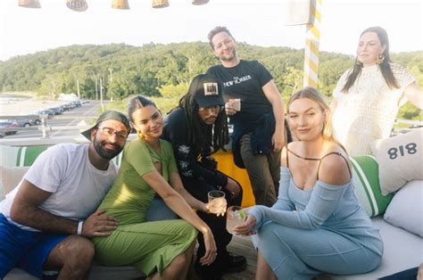 Kendall Jenner Is All Smiles In Green Dress As Bf Devin Booker Supports