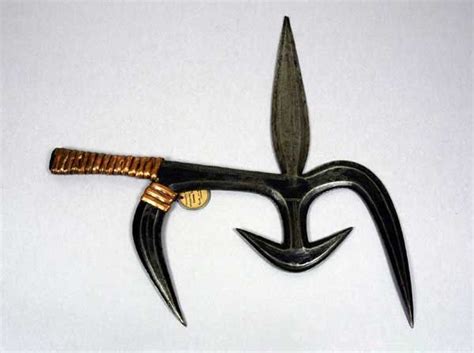 This Ancient Multi Bladed Throwing Knife Is Designed To Inflict The