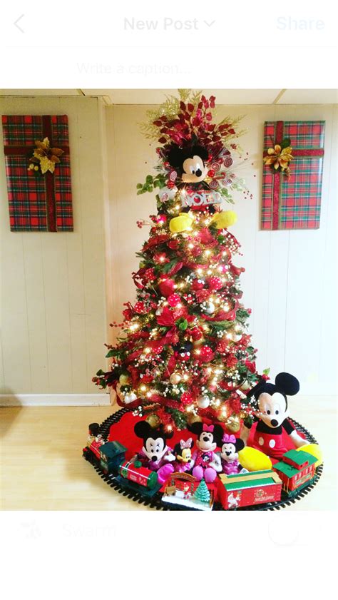 Maybe you would like to learn more about one of these? Mickey Mouse tree (With images) | Mickey mouse, Christmas ...