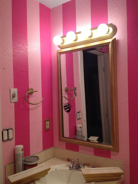 Victoria S Secret Bathroom Striped Walls Girl Bathroom Pink Walls Pink Walls Girls Room Pink