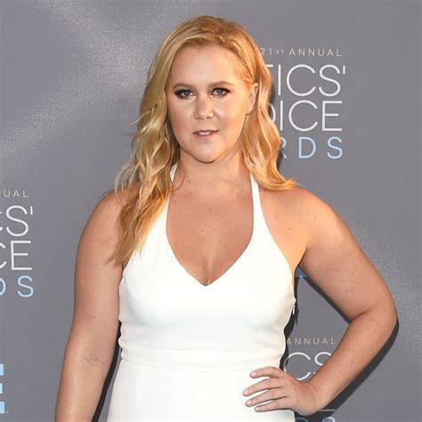 Amy Schumer Claps Back At Body Shamers With Bikini Snaps Brit Co