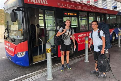 How many terminals does kuala lumpur airport have? 佛心价格👍搭乘巴士直达KLIA或KLIA2机场只需要RM4起!（内附完整详情）
