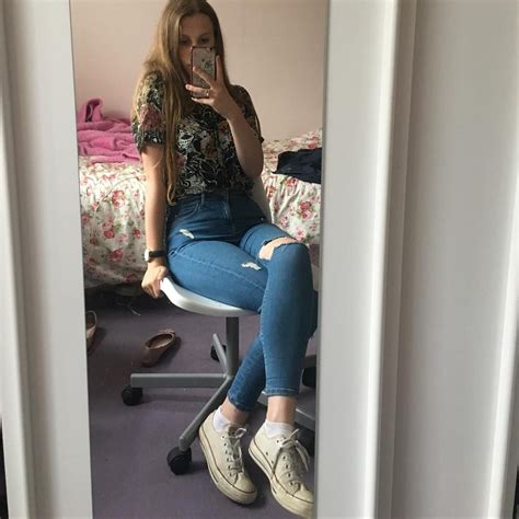 8 195 On Instagram “me On A Chair” Legs Mirror Selfie Instagram