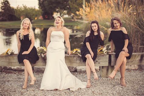 Wallpaper Jrd Photography Brides Laughing Sitting Group Of Women