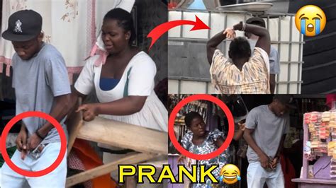 Urine Pee Prank 😂 In The Hood Funny Reactions😂 Youtube