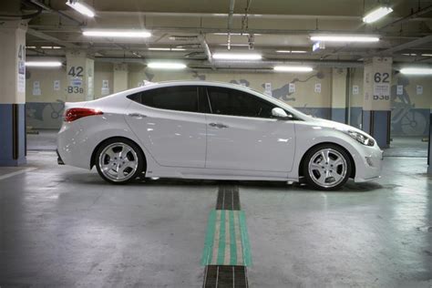 Maybe you would like to learn more about one of these? ASIAN AUTO DIGEST: Hyundai Elantra i40 Avante Bodykit ...