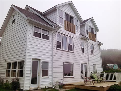 Dolphin's Rest: The Perfect Vacation home awaits! - Houses for Rent in