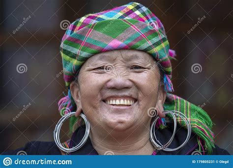 Ethnic Hmong Woman Wearing Traditional Attire And Jewelry Wait For ...