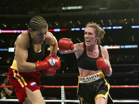 Female Boxers Read Boxing