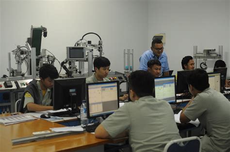 Laboratorium Teknik Perancangan Mekanik Dan Mesin
